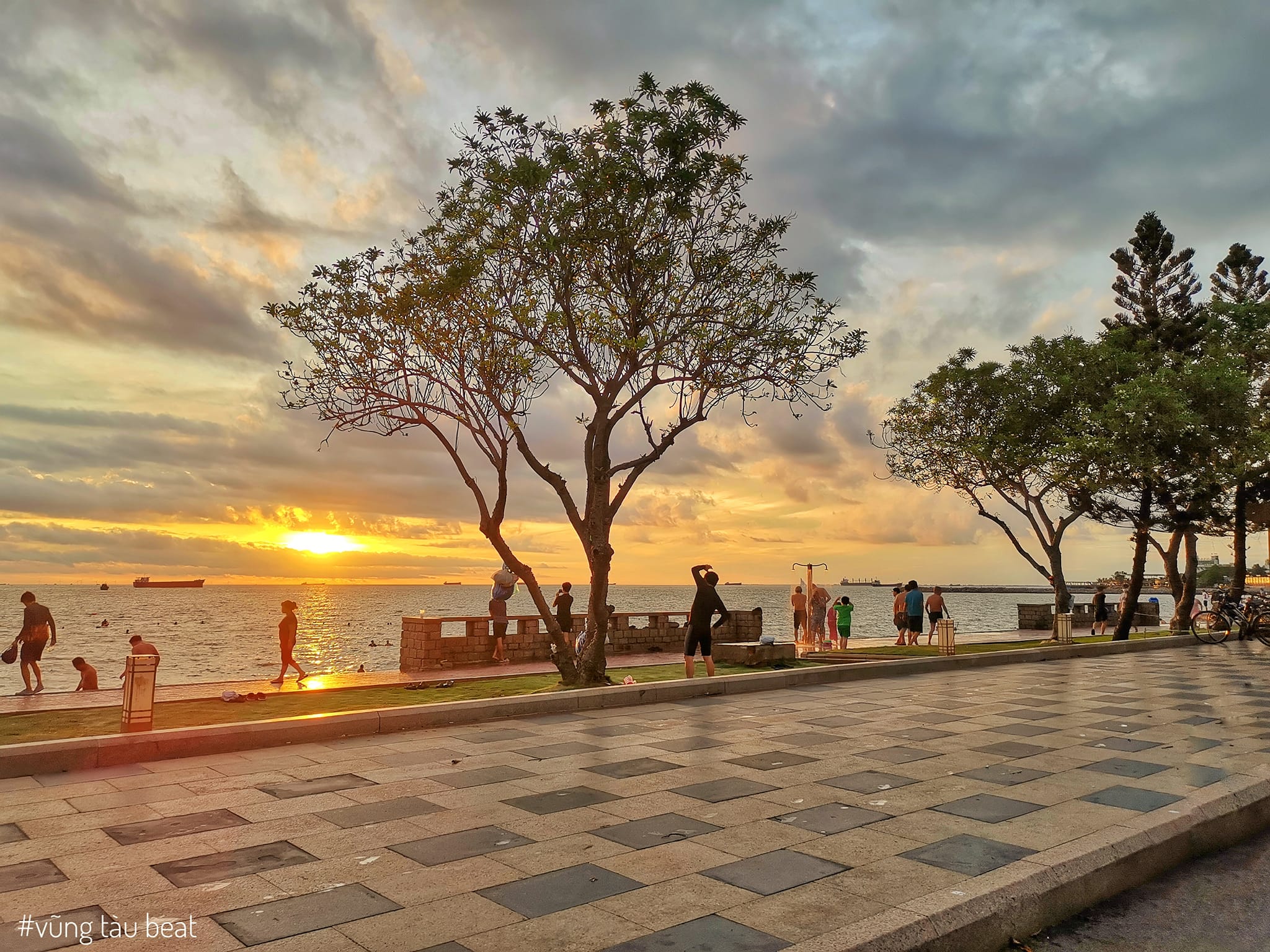 Ánh nắng hoàng hôn